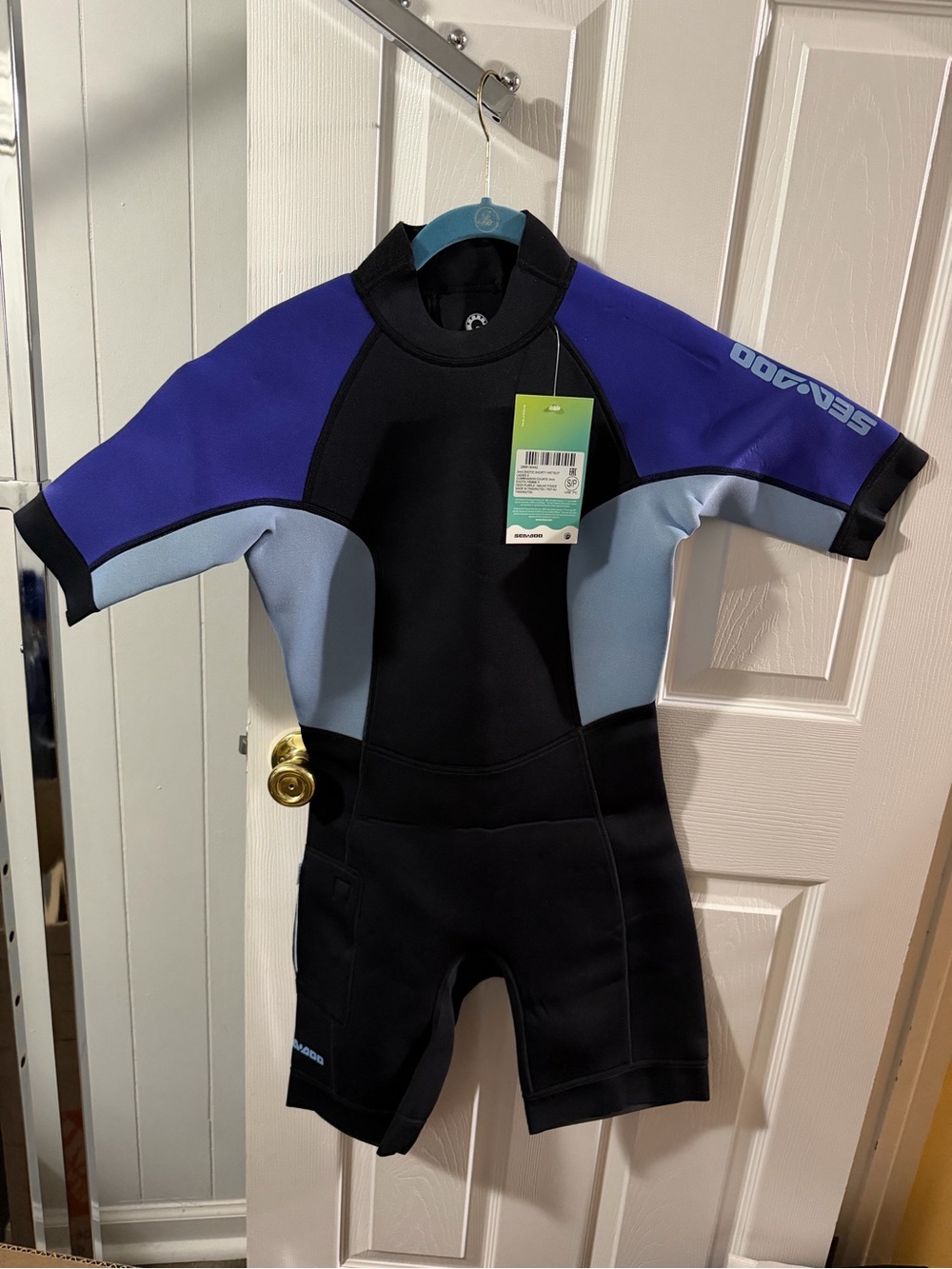 Sea300 Short-Sleeve One-Piece Wetsuit - Black with Purple & Light Blue